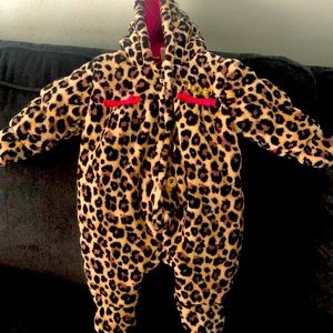 infant juicy couture fleece jumpsuit. like new.